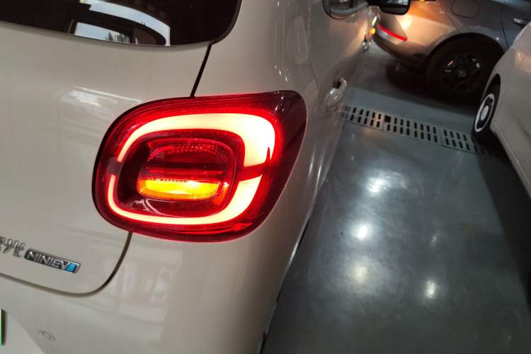 Used Wuling Hongguang MINIEV 2025 Four-Door Version Advanced Edition