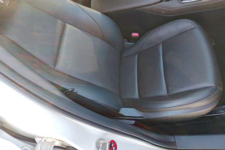 Used Mazda CX-30 2021 2.0L Automatic Joyful Edition
