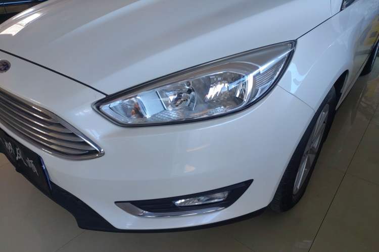 Used Ford Focus 2017 Sedan 1.6L Automatic Fashion Edition Smart Drive Version