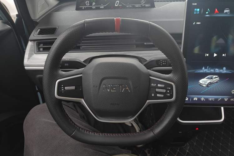 Used NETA V 2022 Chao 300 Lite Lithium Iron Phosphate
