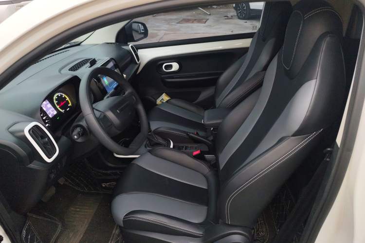 Used Roewe Clever 2022 311km QiQi BoBo Edition
