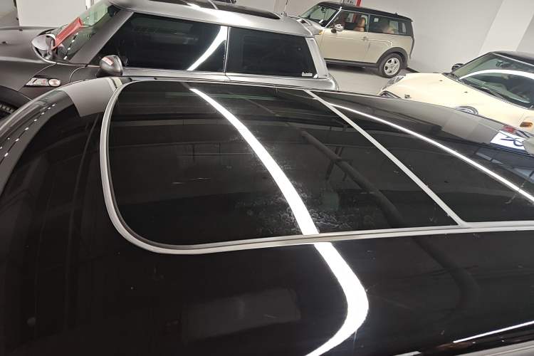 Used MINI MINI 2022 1.5T COOPER Classic Edition