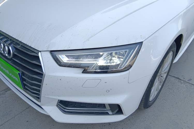 Used Audi A4L 2019 40 TFSI Ambition China VI
