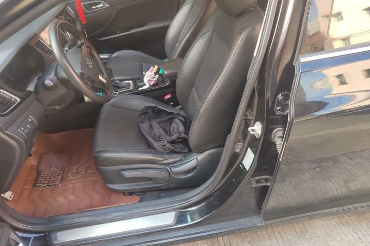 Used Hyundai Mistra 2014 1.8L Automatic Smart GLS
