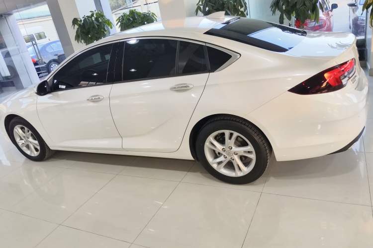 Used Buick Regal 2024 25T Deluxe Edition