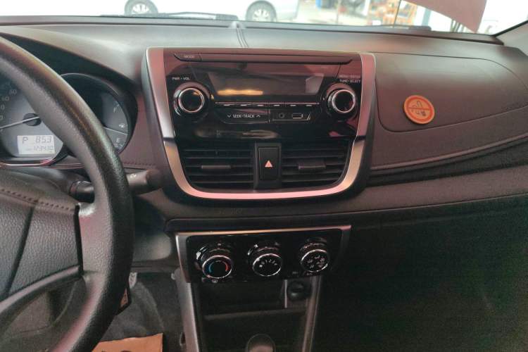 Used Toyota YARiS L 2017 1.5E CVT Dynamic Edition
