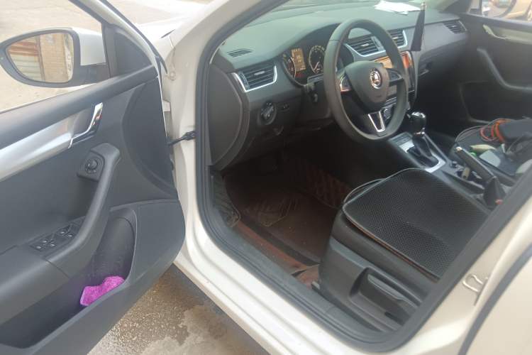 Used Skoda Octavia 2019 1.5L Automatic SmartDrive Comfort Edition China V Standard
