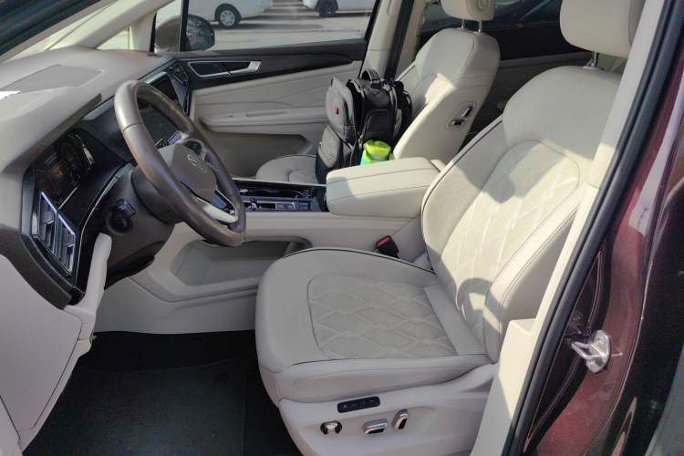 Used Volkswagen Viloran 2022 380TSI Prestige Edition
