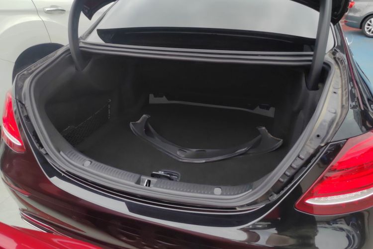 Used Mercedes-Benz E-Class 2019 E 300 L Luxury Model
