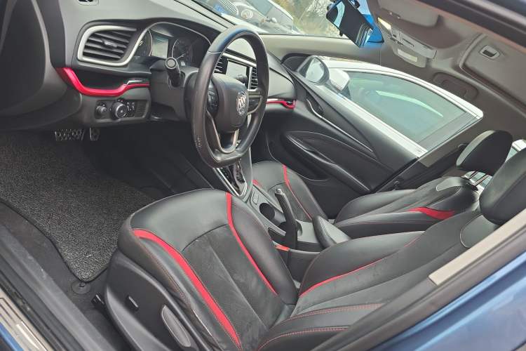 Used Buick GT 2015 18T Dual-Clutch Sport Flagship Model