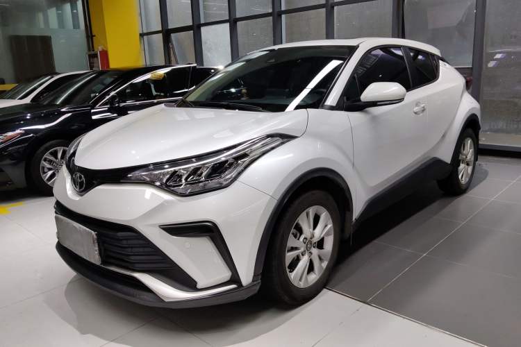 Used Toyota IZOA 2021 2.0L Enjoy Edition