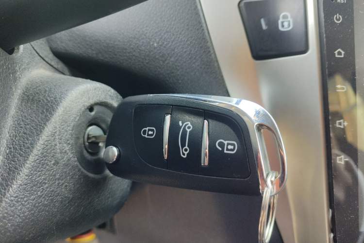 Used Peugeot 301 2016 1.6L Automatic Comfort Edition
