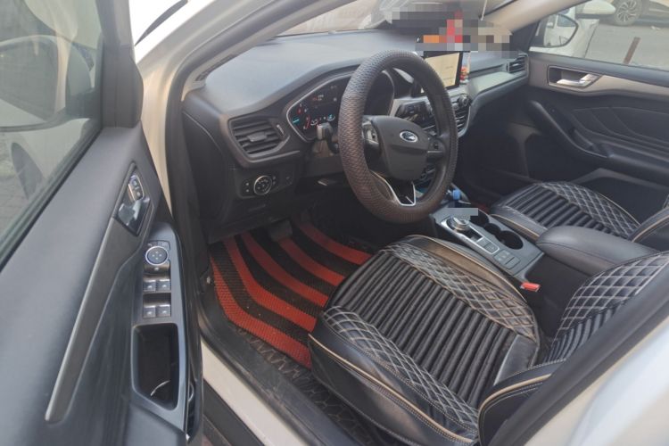 Used Ford Focus 2019 Sedan EcoBoost 180 Automatic Trend Edition