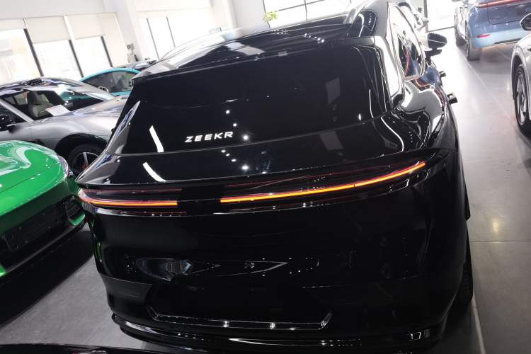 Used Zeekr 7X 2025 100kWh Long-Range All-Wheel Drive Intelligent Driving Version
