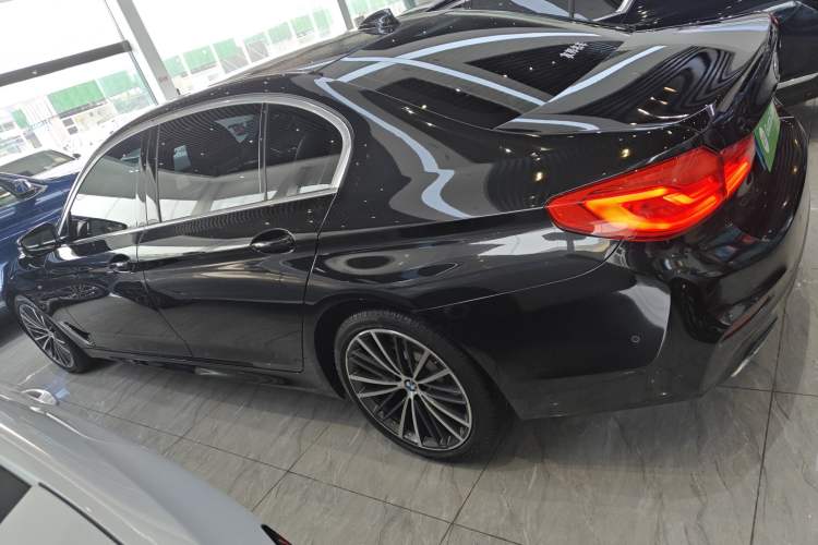 Used BMW 5 Series 2020 530Li Leading Model M Sport Package
