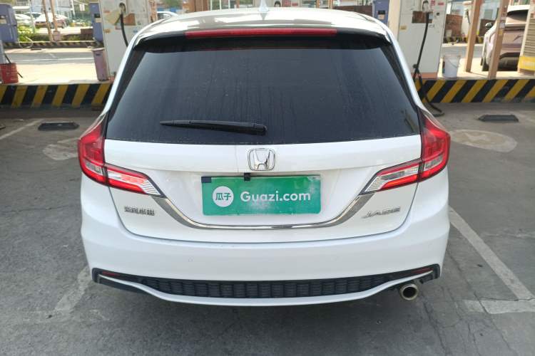 Used Honda Jade 2017 1.8L automatic Comfort version 5 seats
