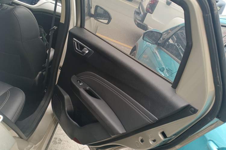 Used Geely Auto Vision X3 2020 1.5L CVT Luxury Model
