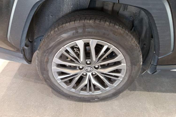 Used Toyota Wildlander 2023 Dual-Motor 2.5L E-CVT Four-Wheel Drive Prestige Edition
