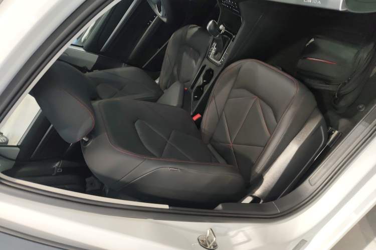 Used Volkswagen Lavida 2024 300TSI DSG Starry Sky Leading Edition
