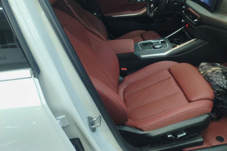 Used BMW 3 Series 2025 325Li M Sport Package
