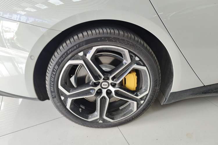 Used  SU7 2024 Rear-Drive Long-Range Intelligent Driving Version
