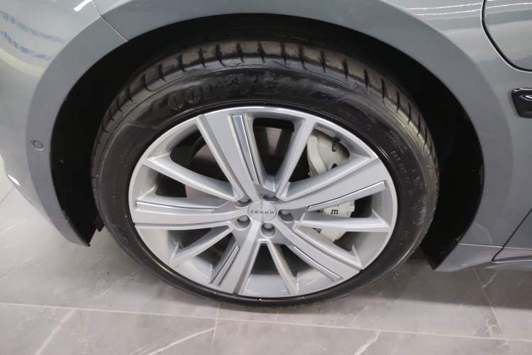 Used Zeekr 001 2021 Ultra-Long Range Dual-Motor YOU Version
