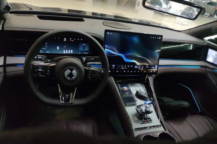 Used Denza Z9GT 2024 1100 Four-Wheel Drive Ultra Version