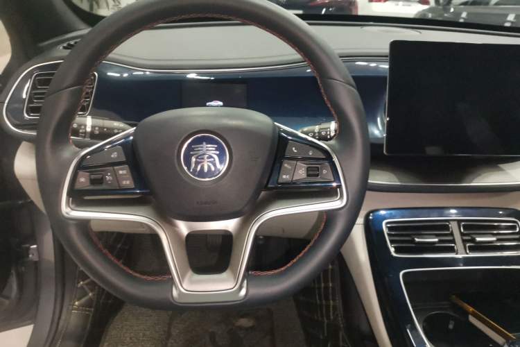 Used BYD Qin PLUS 2021 EV 400KM Luxury Model
