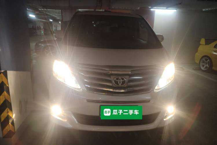 Used Toyota Alphard 2012 3.5L Luxury Edition
