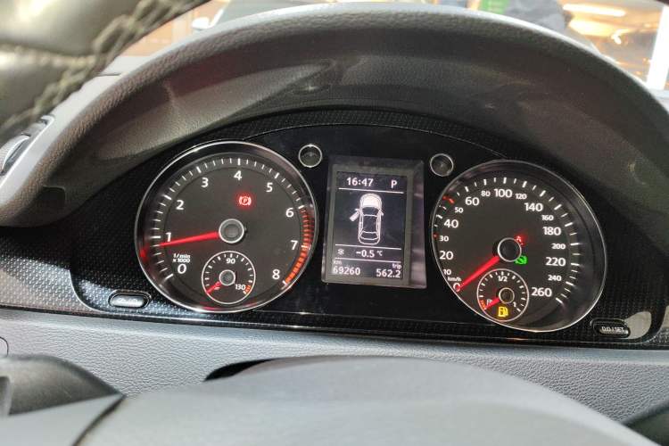 Used Volkswagen Magotan 2016 1.8TSI Luxury Comfort Model
