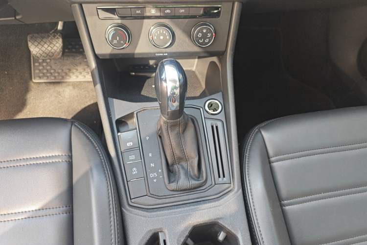 Used Volkswagen Lavida 2019 Lavida Start 1.5L Automatic Trendy Version China VI Standard
