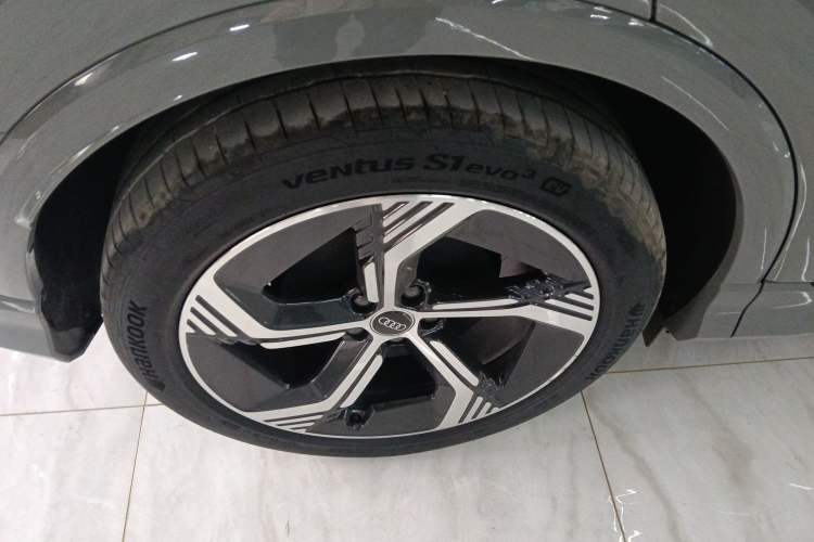 Used Audi Q4 e-tron 2023 40 e-tron Creation Edition Midnight