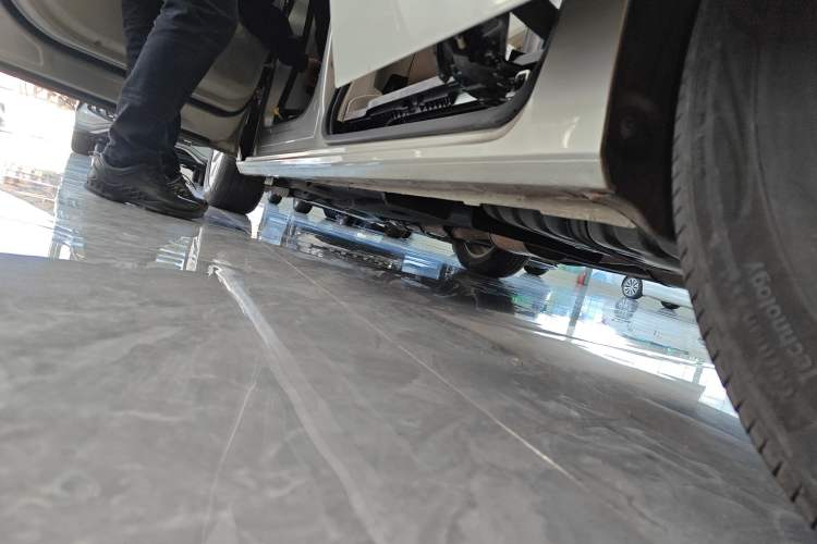 Used Buick GL8 2018 ES 28T Comfort Model China VI Standard
