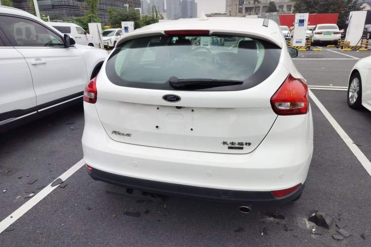 Used Ford Focus 2018 Hatchback Classic EcoBoost 180 Automatic Elite Model