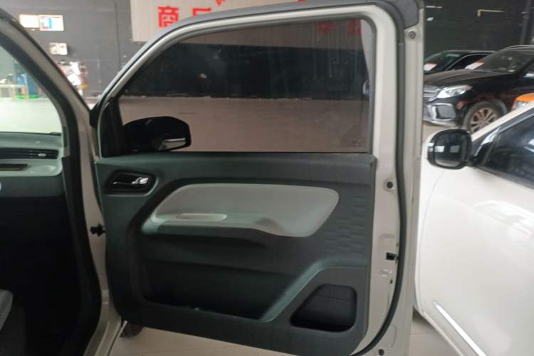 Used Wuling Hongguang MINIEV 2022 Macaron Premium Model – Lithium Iron Phosphate
