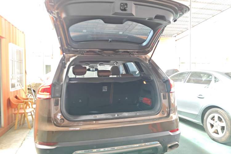 Used Haval H6 2017 Blue Label 1.5T Automatic Two-Wheel Drive ZhiShang Model