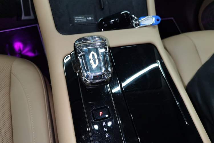 Used Hima AITO M7 2024 1.5T Intelligent Driving 4WD Max Edition 5 Seats
