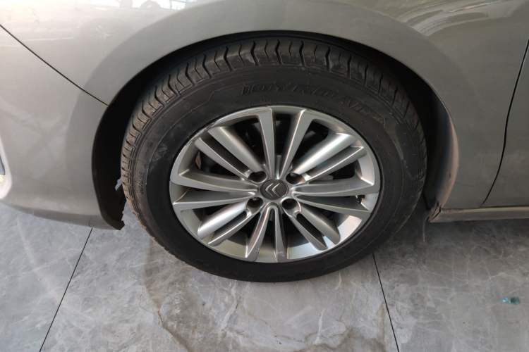 Used Citroen C4L 2014 1.8L Intelligent Drive Manual Version – Dynamic Edition
