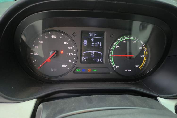 Used Roewe Clever 2021 302 km New Four-Seater Super-Efficient Version
