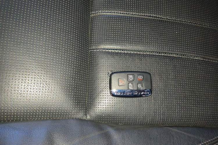 Used Land Rover Discovery Sport 2017 2.0T HSE
