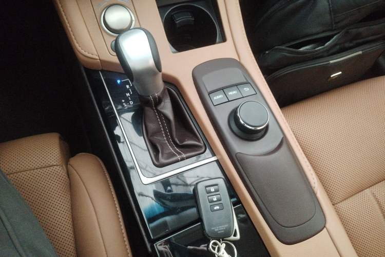 Used Lexus ES 2015 200 Elite Edition
