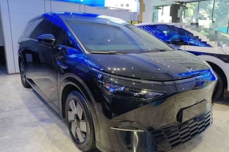 Used XPeng X9 2024 702 Ultra-Long Range Pro