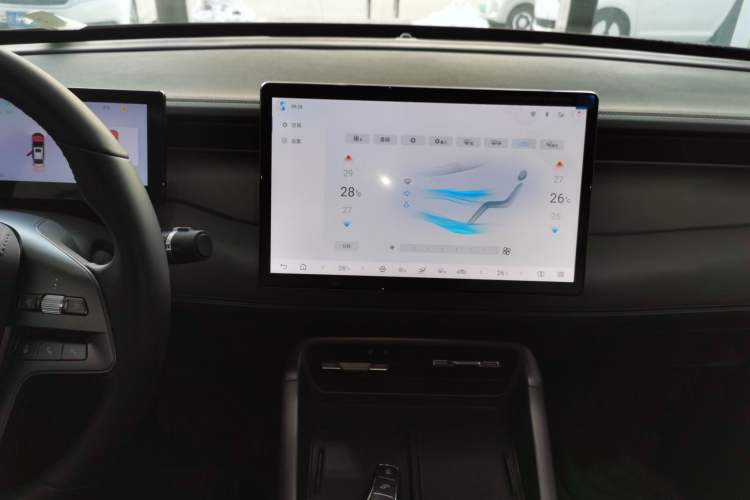 Used BYD Qin PLUS 2025 DM-i Smart Drive 55KM Beyond Model
