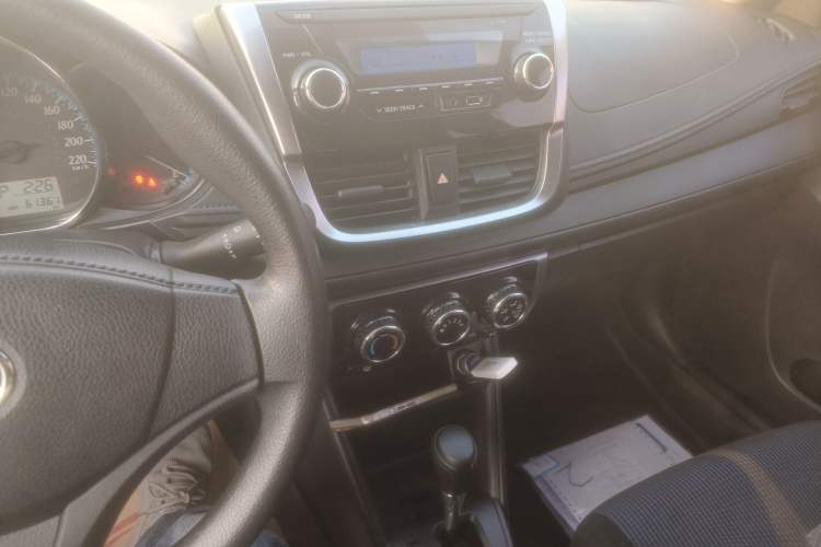 Used Toyota YARiS L 2019 1.5E CVT Dynamic Edition China VI compliant
