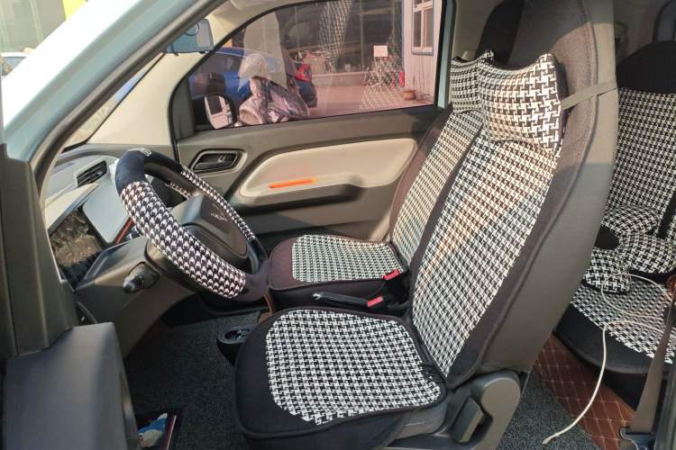 Used Wuling Hongguang MINIEV 2022 Easy Version Lithium Iron Phosphate