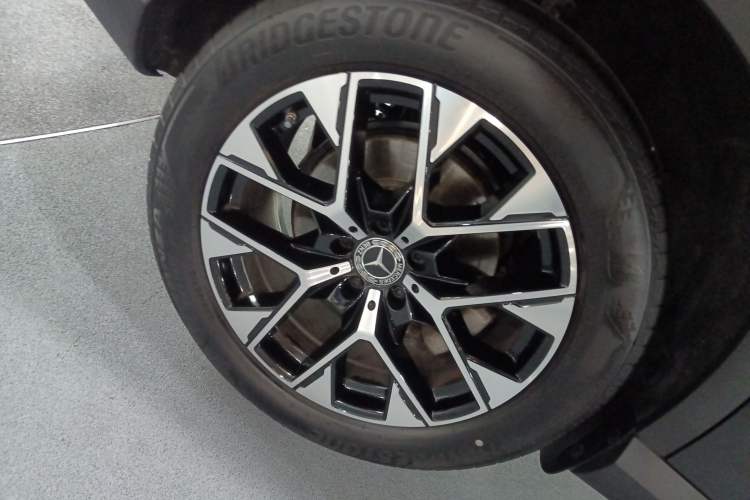 Used Mercedes-Benz GLC 2024 GLC 260 L 4MATIC Dynamic Edition 5-seater