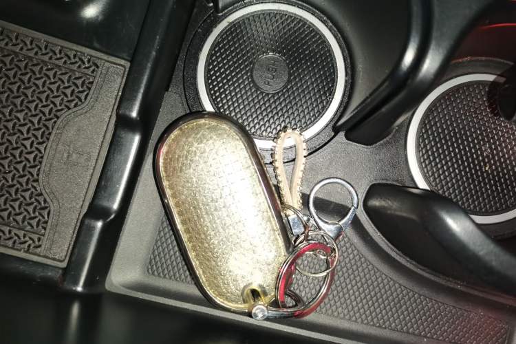 Used Mercedes-Benz GLC 2023 Facelift GLC 260 L 4MATIC Luxury Version 7-Seater
