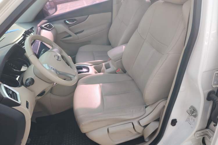 Used Nissan X-Trail 2014 2.0L CVT Comfort Edition 2WD
