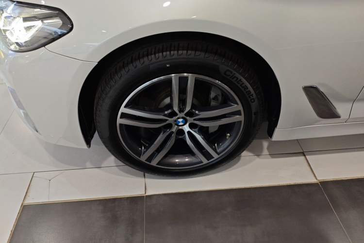 Used BMW 5 Series 2022 530Li Leading Luxury Package
