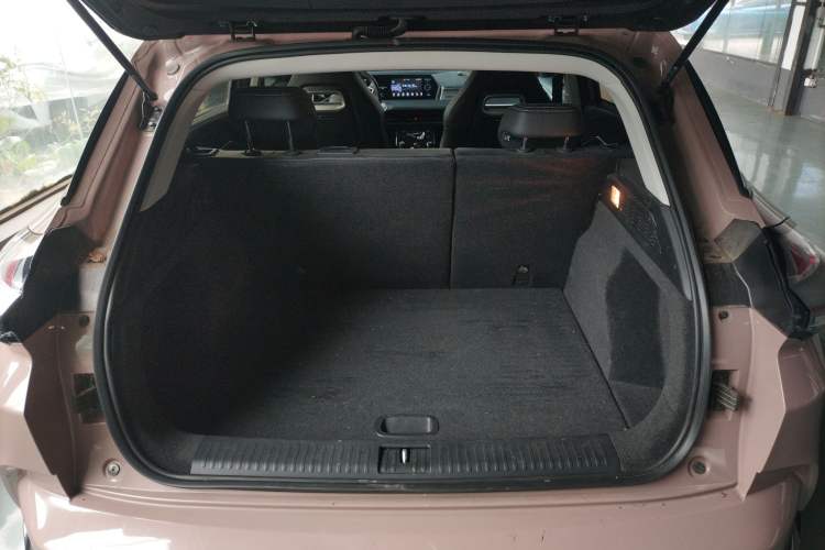 Used NETA U 2022 Zhi 400 Lithium-Nickel-Manganese-Cobalt Energy System
